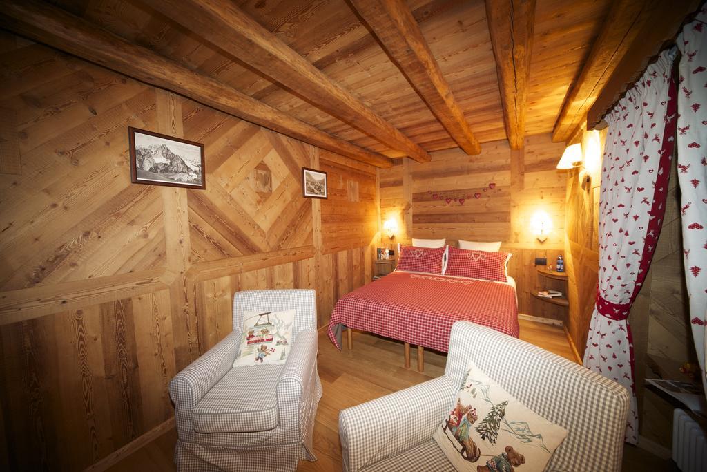 La Maison Du Seigneur Ла-Саль Номер фото